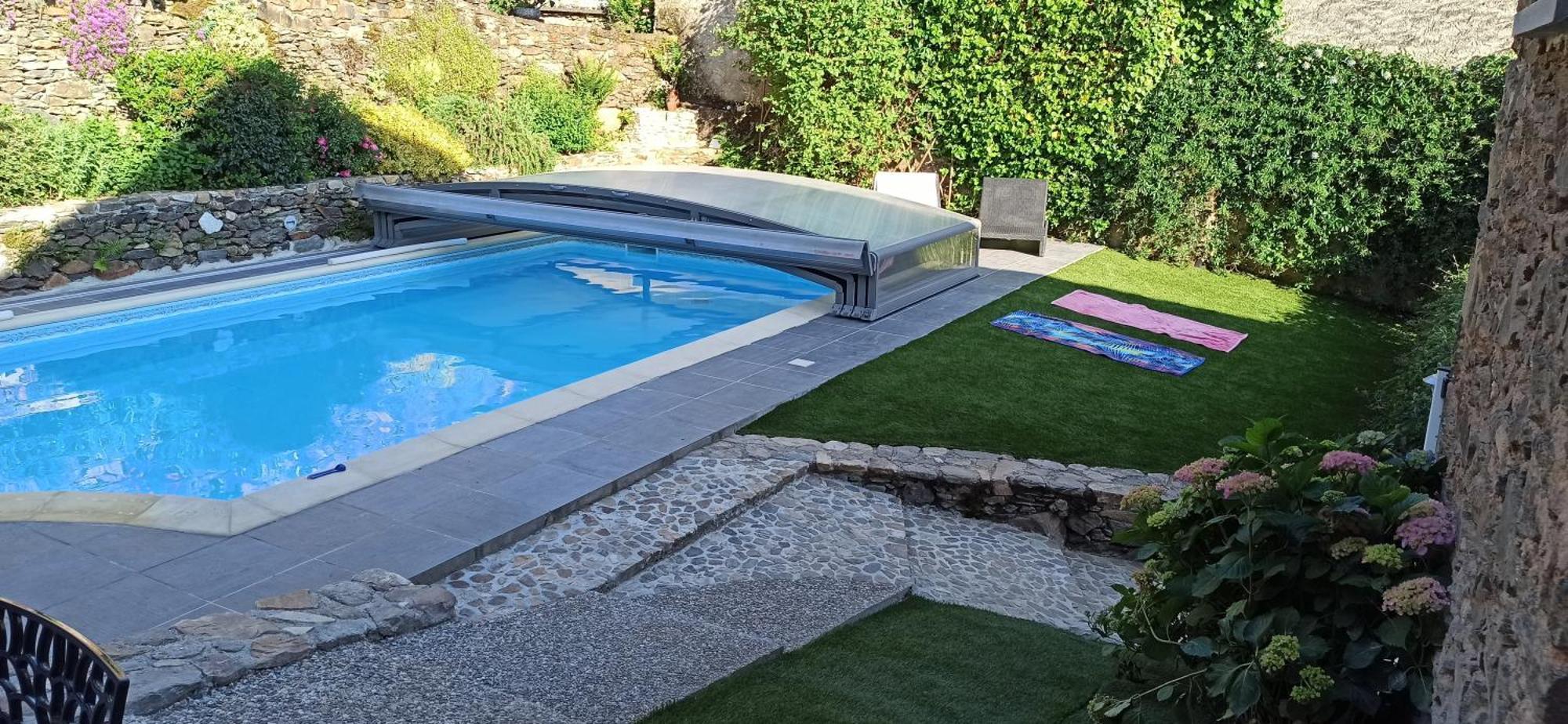 Saint-Just-sur-Viaur Gite L'0Livier Avec Piscine En Aveyron 빌라 외부 사진